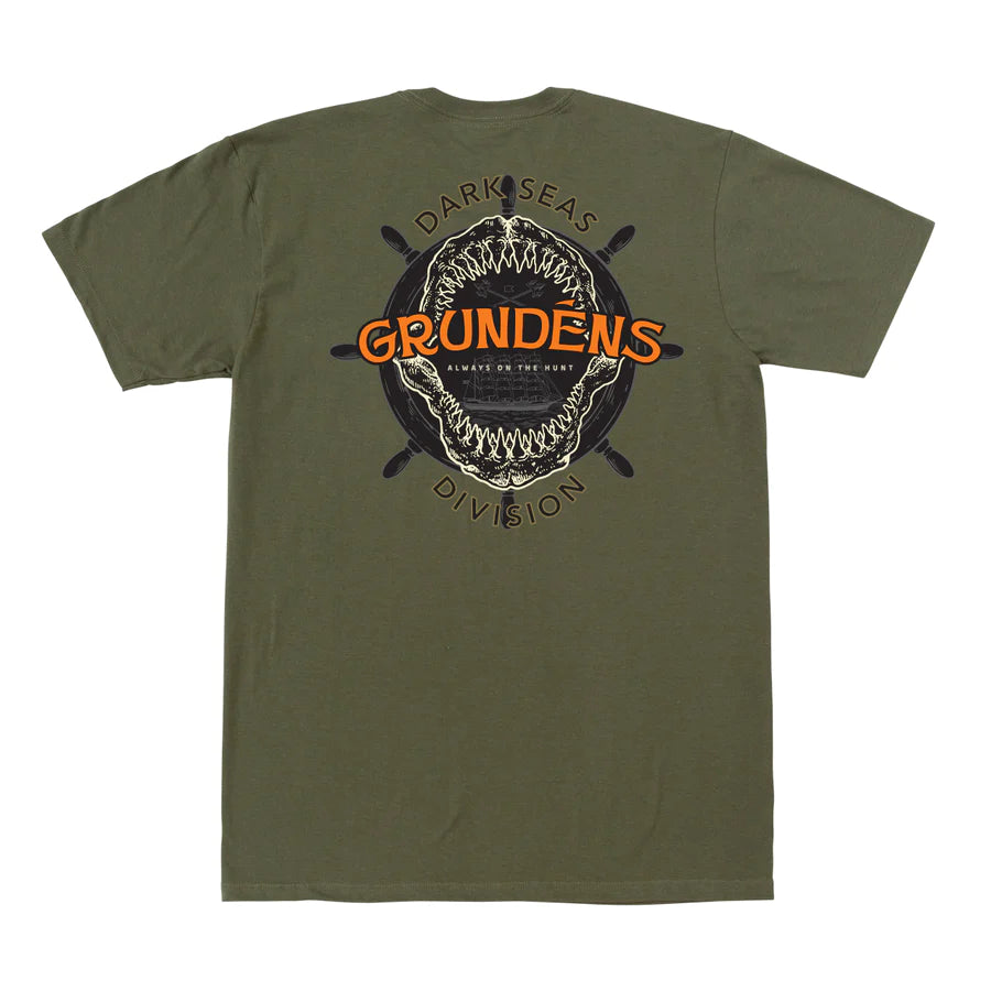 DARK SEAS X GRUNDENS DAY ON THE HUNT PREMIUM T-SHIRT MILITARY GREEN