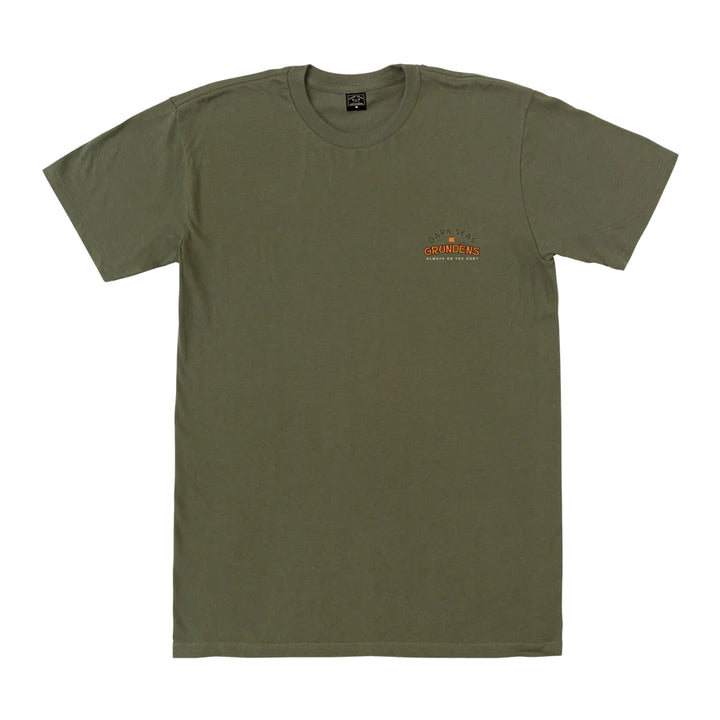 DARK SEAS X GRUNDENS DAY ON THE HUNT PREMIUM T-SHIRT MILITARY GREEN